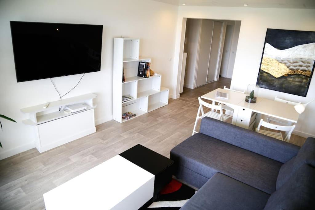 Le Refuge Blesois Avec Parking Prive - Blesois Refuge With Private Parking Διαμέρισμα Μπλουά Εξωτερικό φωτογραφία